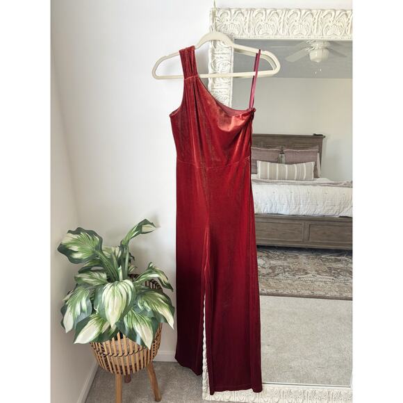 Banana Republic Velvet One Shoulder Jumpsuit - Picture 1 of 5